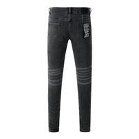Timeless Black Straight-Leg Jeans with a Clean Finish 3023