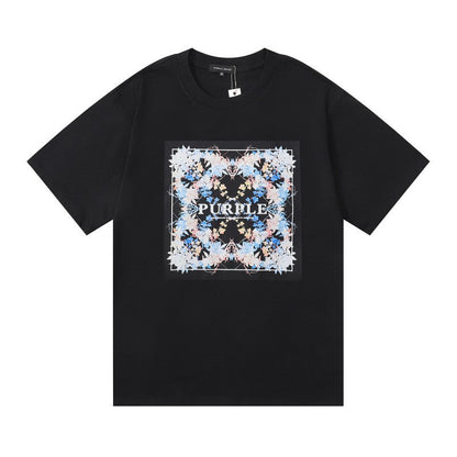 T-shirt à motifs variés