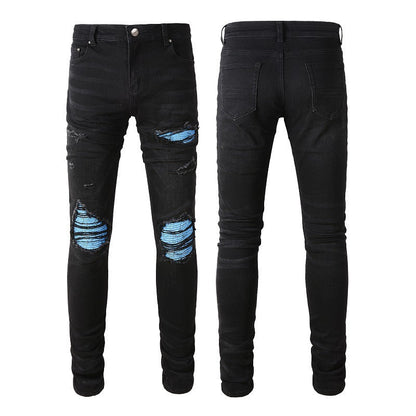 Jean slim bleu pour homme avec motif patchwork et froissé pour un style urbain 